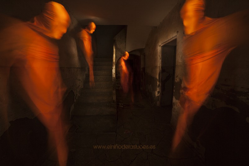 Viernes 4 y Sábado 5 de Julio, Taller fotografía nocturna y pintura de luz en Manresa. - Imagen 9